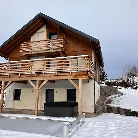Plume D'eau - Jacuzzi, Piscine Et Petanque Chalet Gerbepal