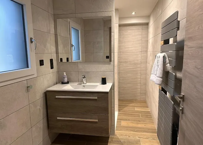 샬레 Plume D'eau - Jacuzzi, Piscine Et Petanque *